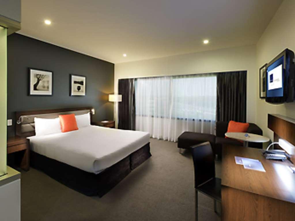 Hotel Novotel Airport